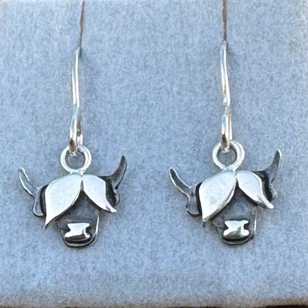 Highland Cow Drop Earrings